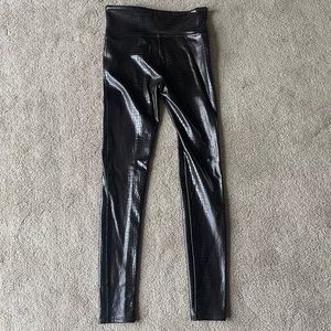 Spanx Crocodile Print Legging Pants Size Medium